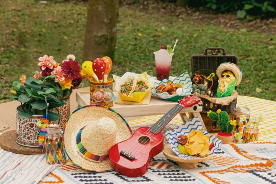 theme_ch.jpg (56 KB)